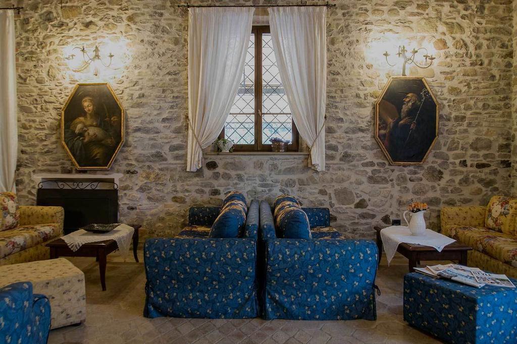 Country Hotel Poggiomanente Умбертиде Экстерьер фото